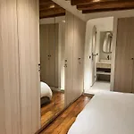 Luxe Louvre Apartment Paris