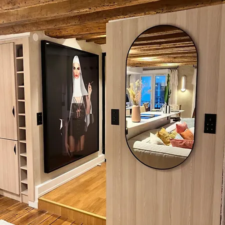 Luxe Louvre