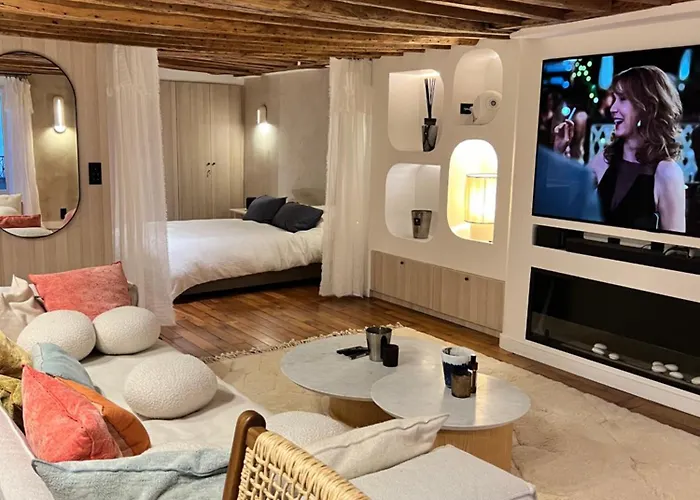 Luxe Louvre Apartament *