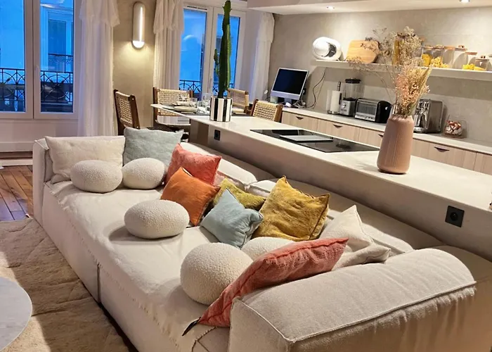 Apartament Luxe Louvre Paryż